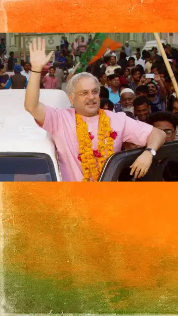 Modi Season 2 - CM TO PM - Gujarati S01 Episode 1:Decision, Not Promises (2020)